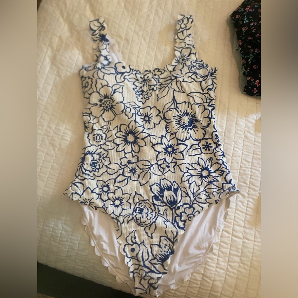 Aerie white/blue one piece